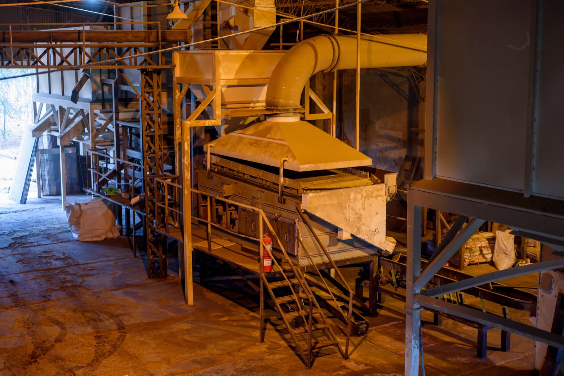 Equipamiento de procesamiento y acondicionamiento